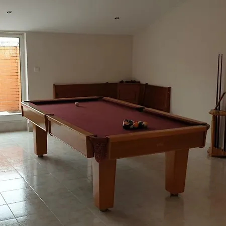 Porto Jones Feriehus *