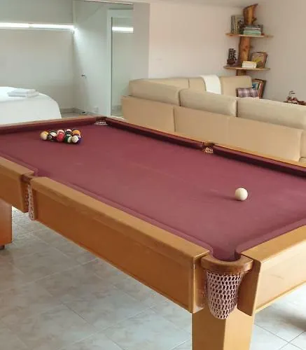 Porto Jones 펜션 *